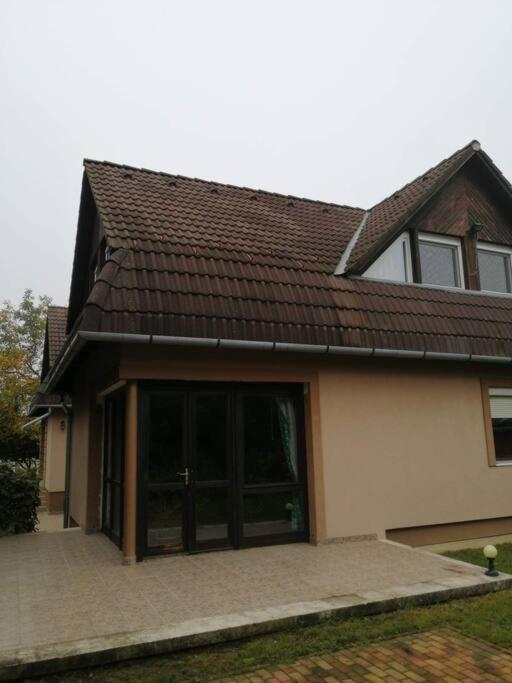 Siofoki Nyaralohaz Casa vacanze *